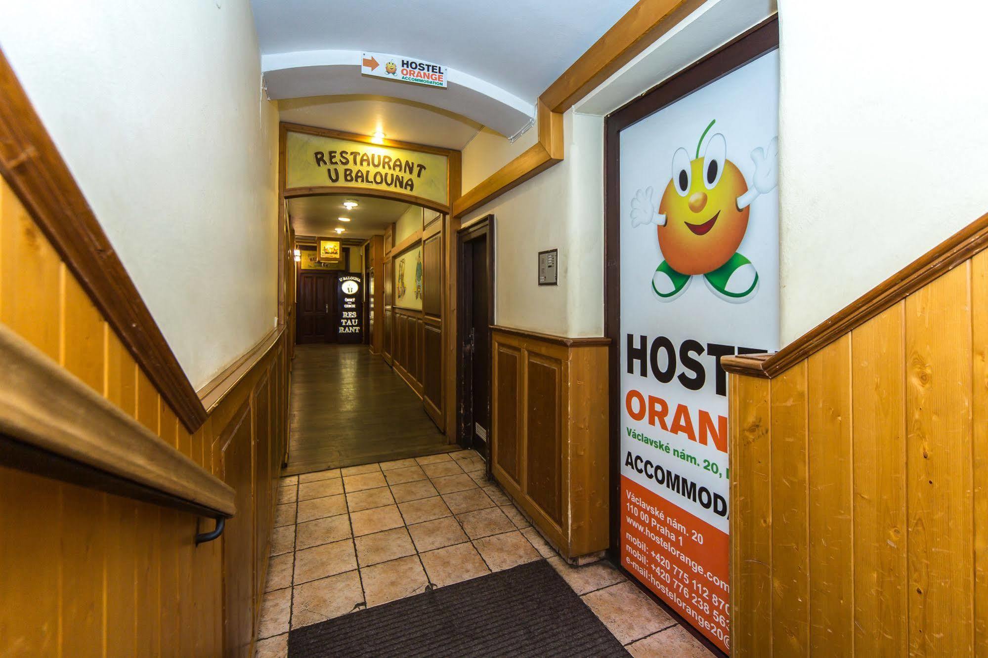 Hostel Orange Praga Exterior foto